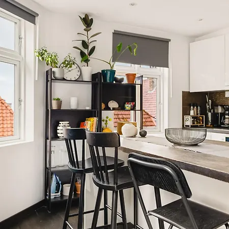 Apartment Dinbnb I 600m To Bryggen & 100m To The Mountain Hikes *